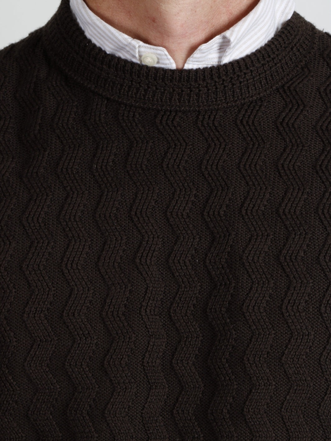 CREW NECK SWEATER