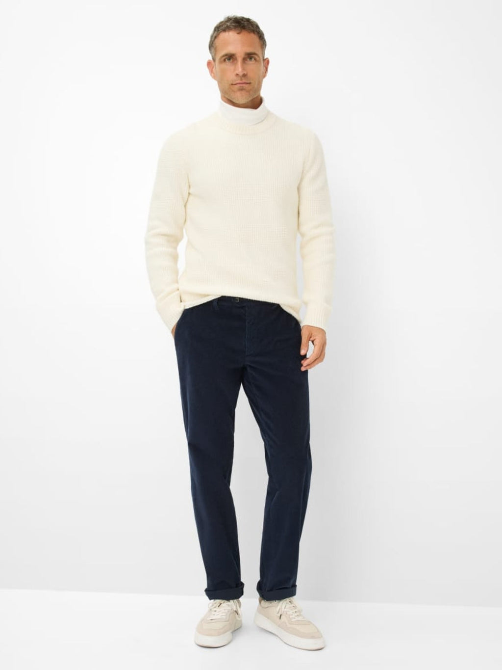JIM CORDUROY TROUSERS