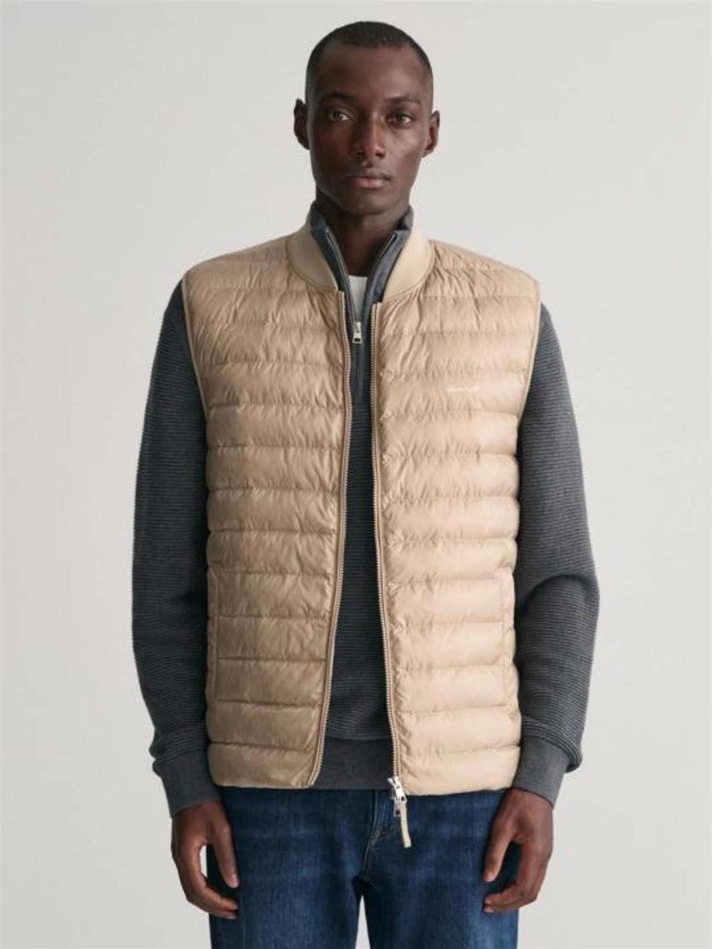 LIGHT PADDED BOMBER VEST