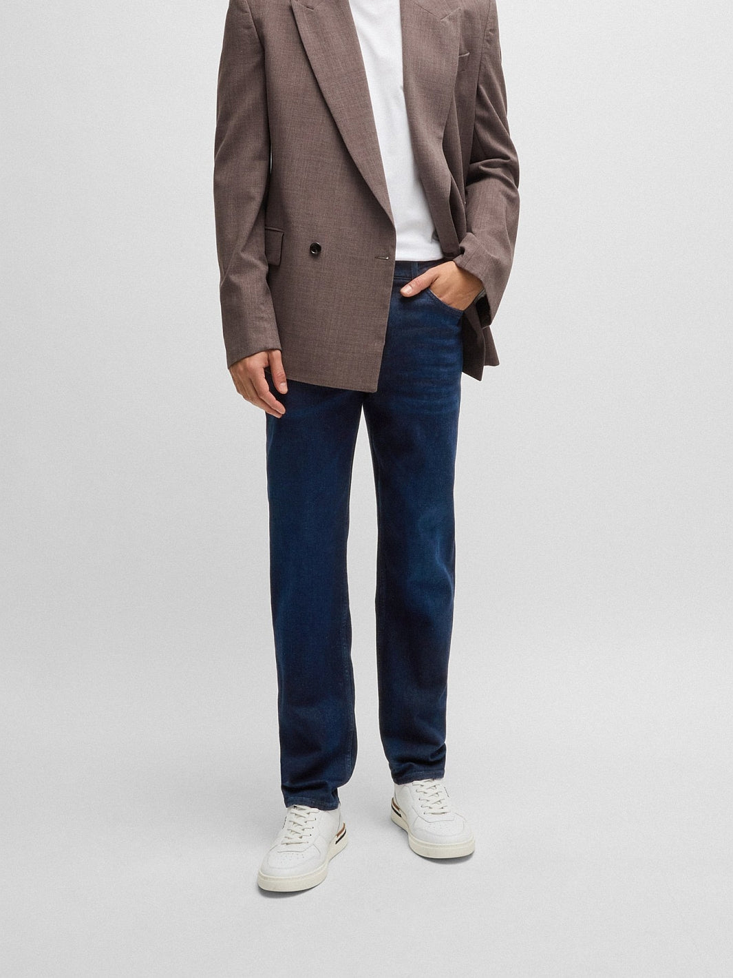 MAINE STRAIGHT FIT JEANS