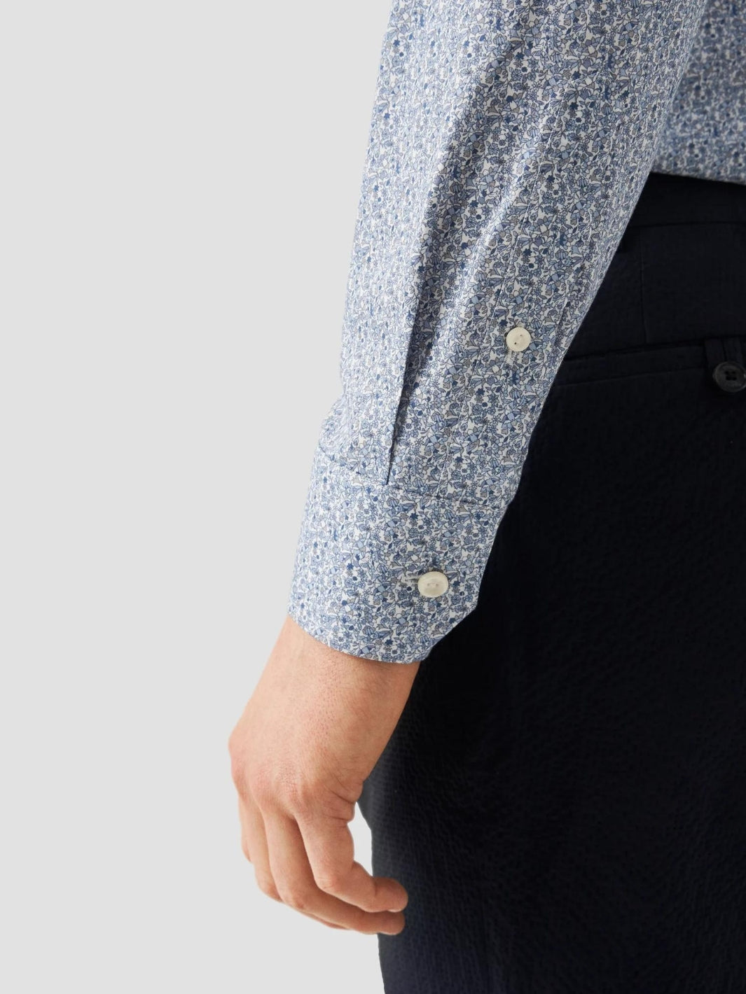 SLIM-FIT FLORAL PRINT SIGNATURE TWILL SHIRT