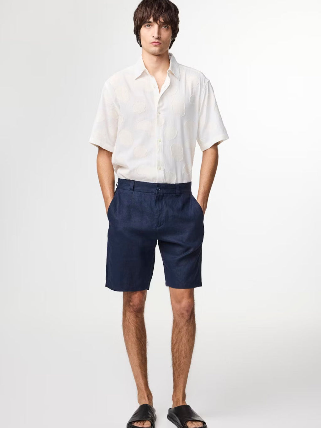 CROWN LINEN SHORTS