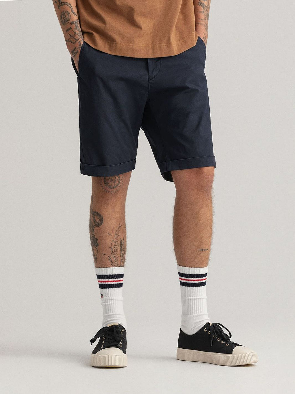 ALLISTER REGULAR FIT SUNFADED SHORTS