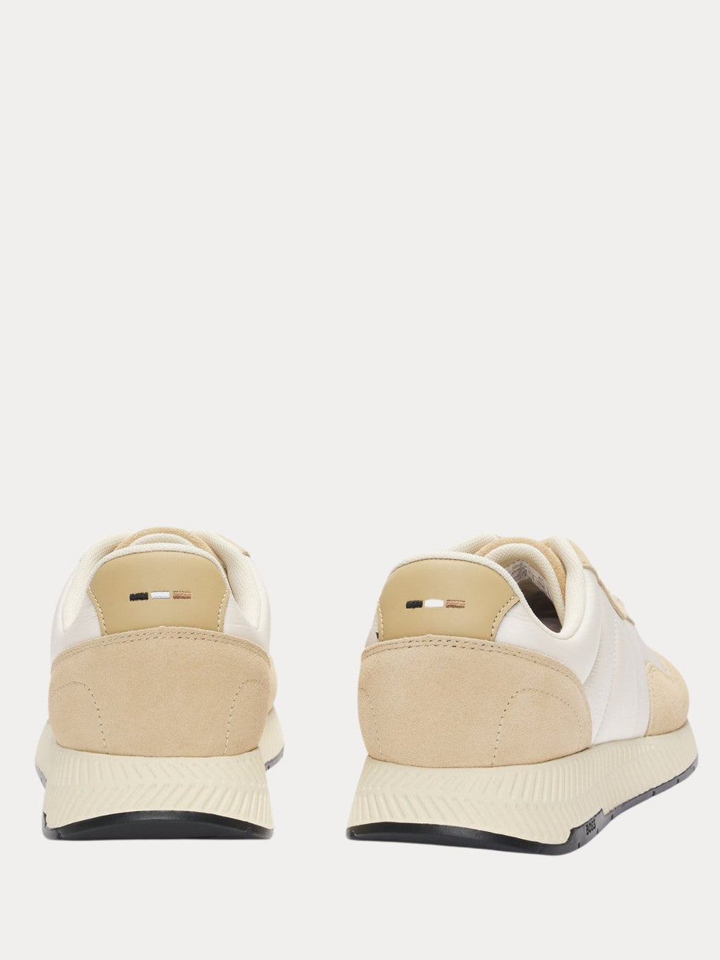 MIXED-MATERIAL TRAINERS