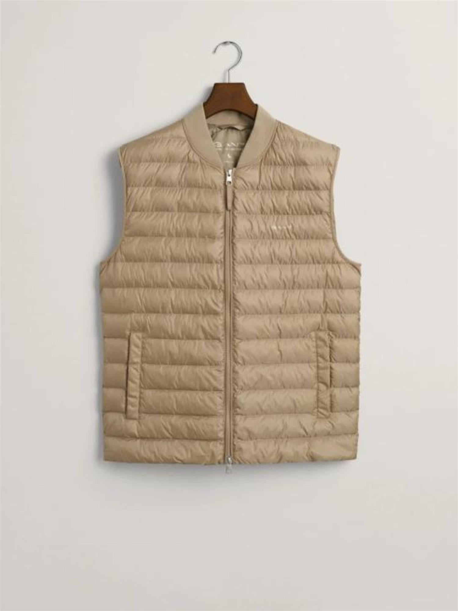 LIGHT PADDED BOMBER VEST