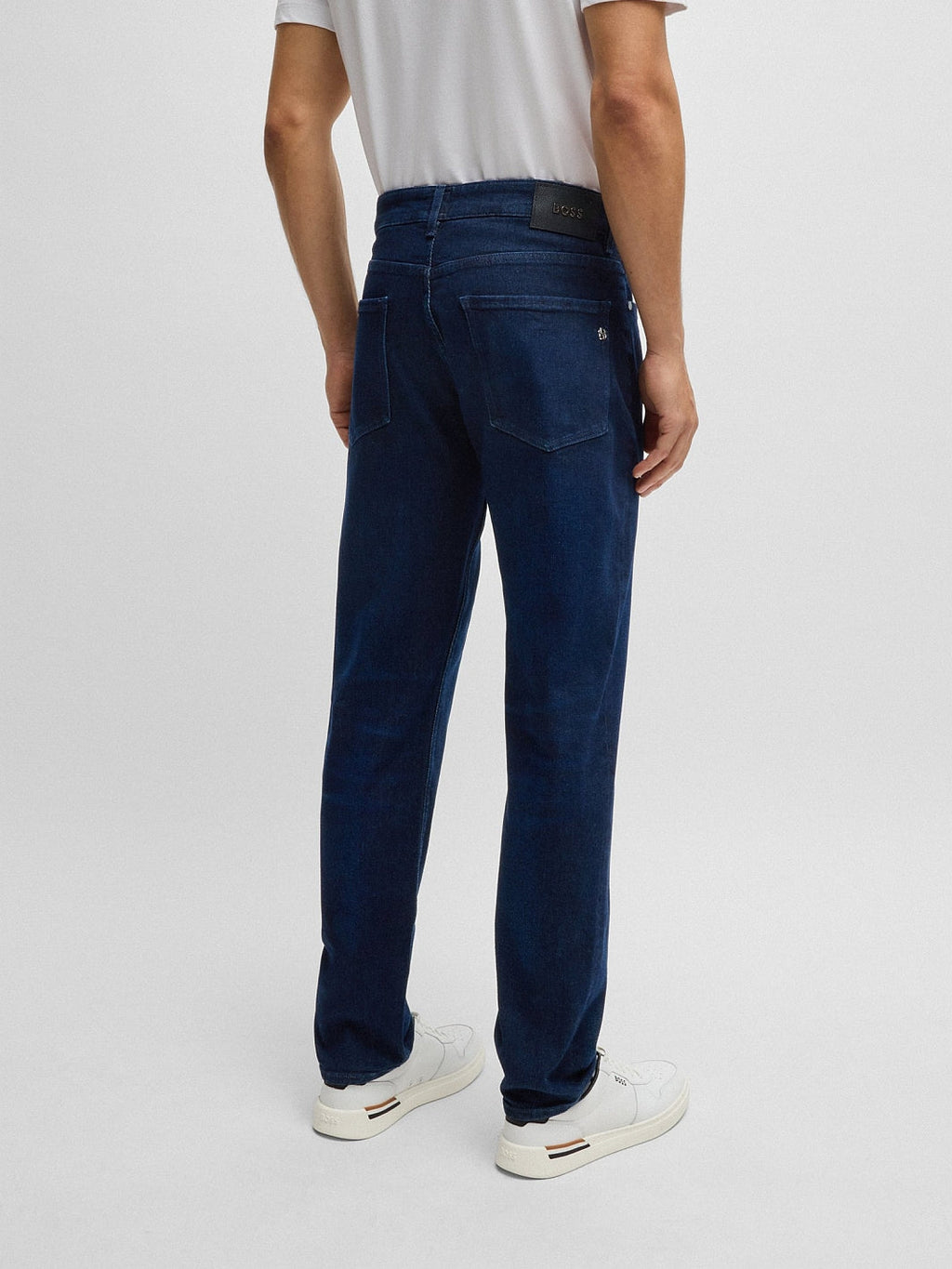 MAINE STRAIGHT FIT JEANS