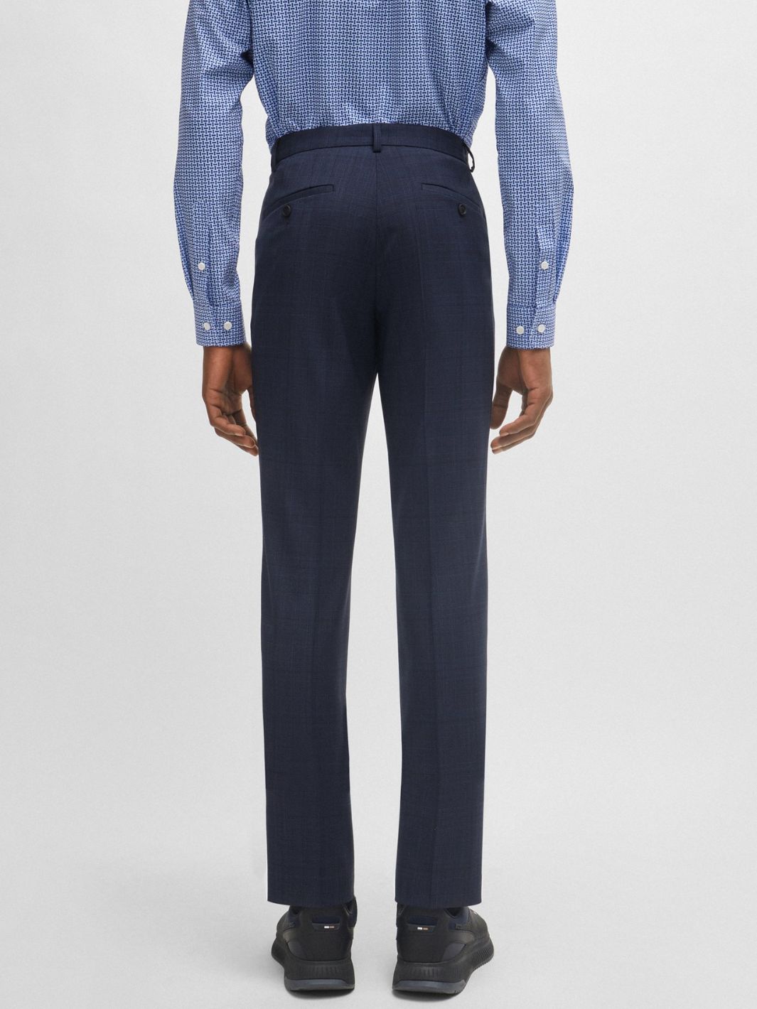 SLIM FIT SUIT IN CHECKED VIRGIN WOOL