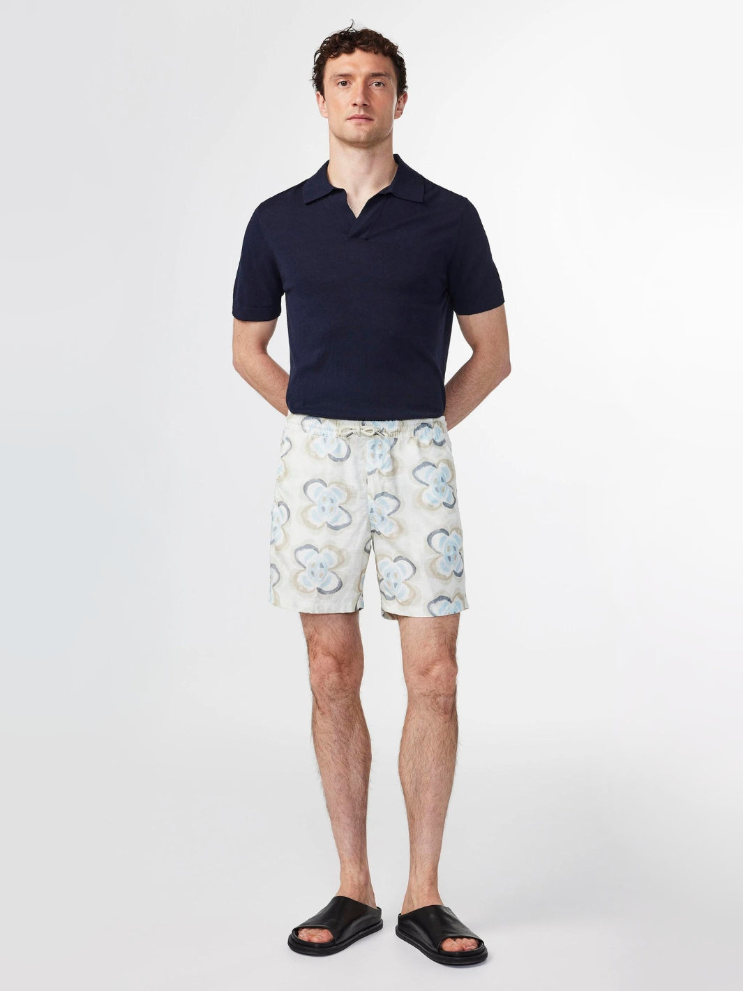 GREGOR DRAWSTRING SHORTS