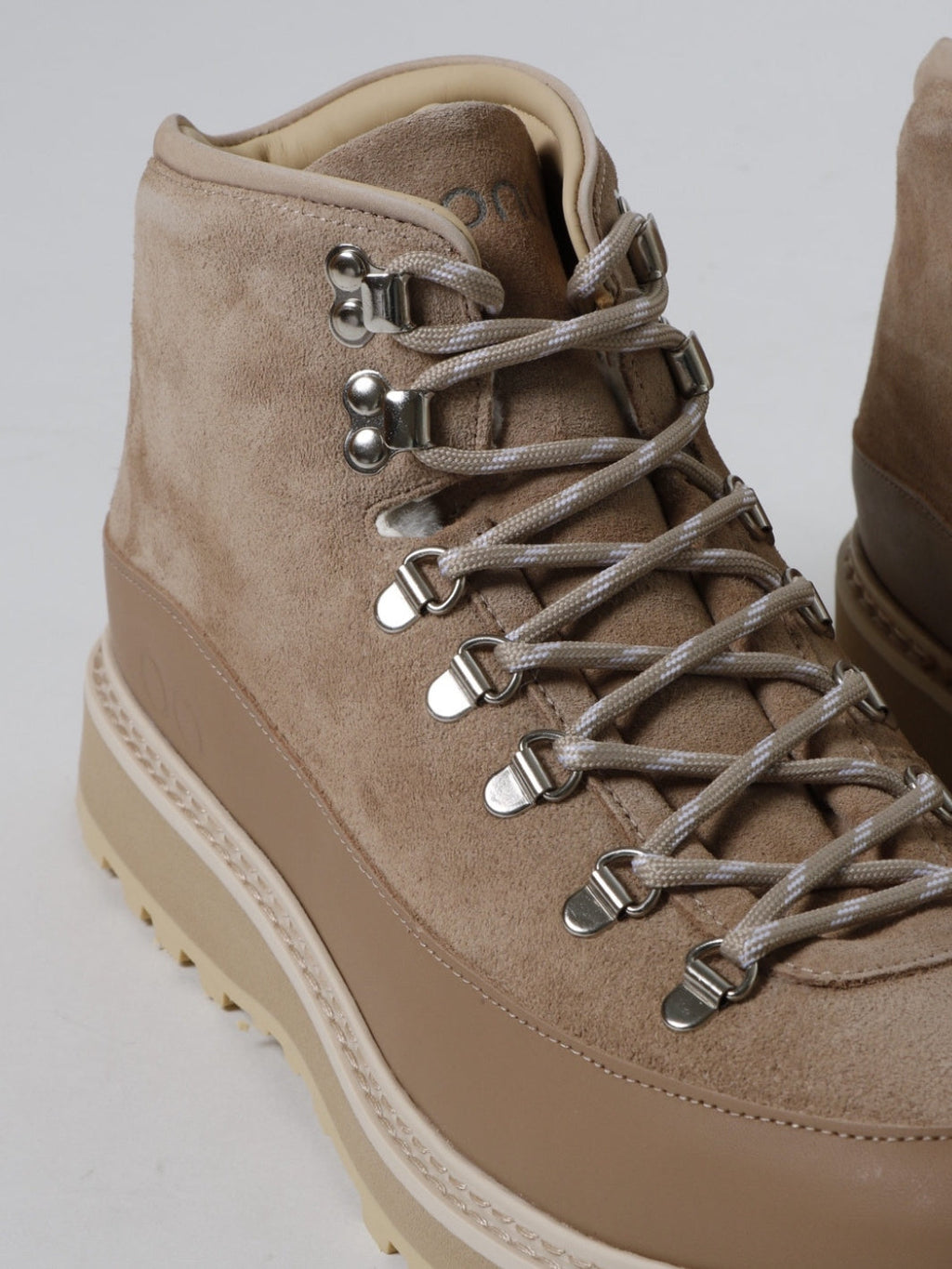 CORE SUEDE BOOTS