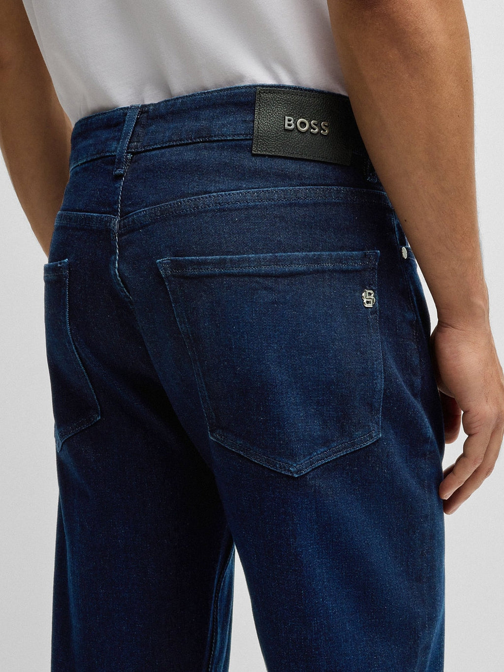 MAINE STRAIGHT FIT JEANS