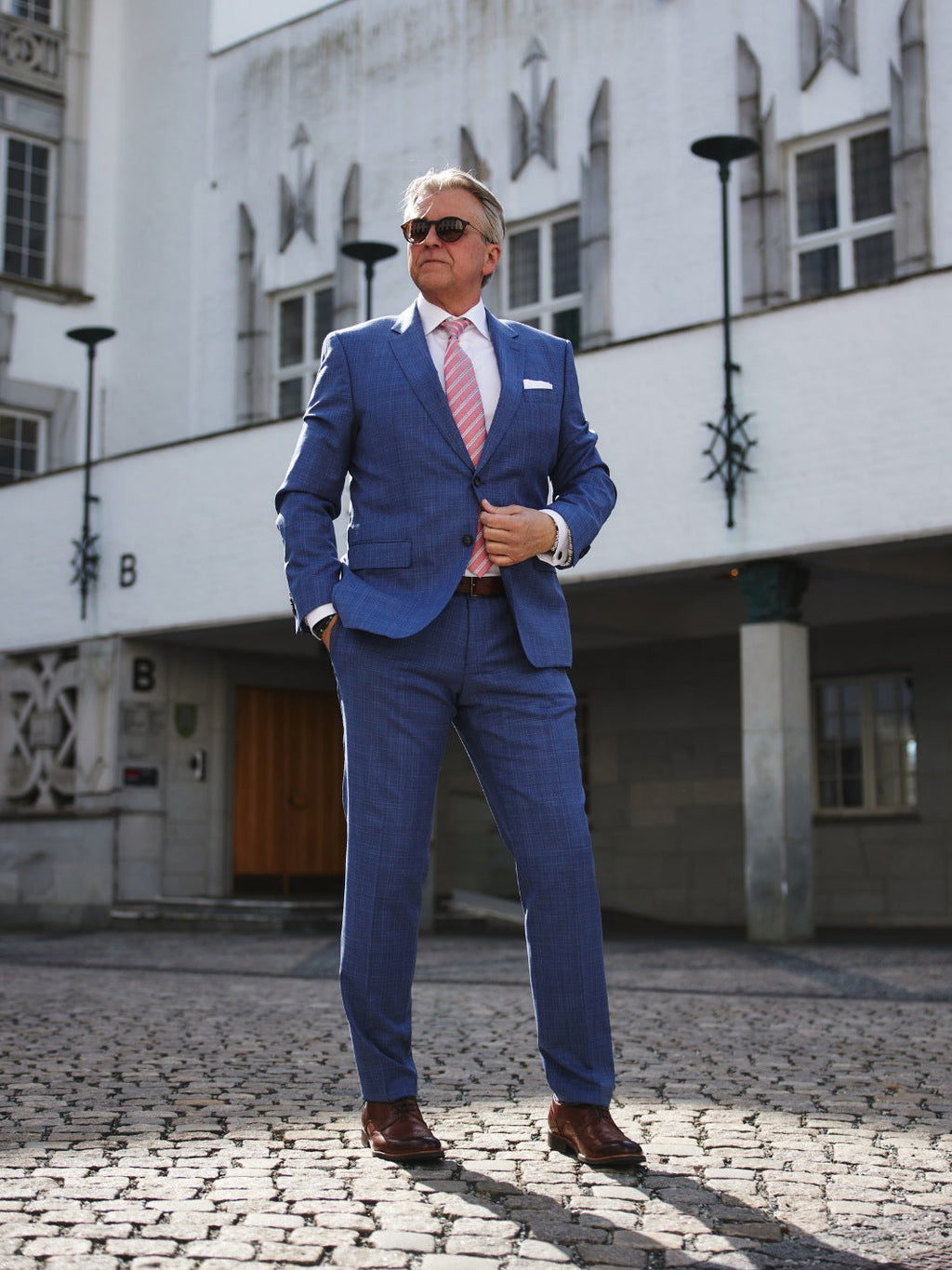 SLIM-FIT SUIT IN CHECKED VIRGIN WOOL SERGE