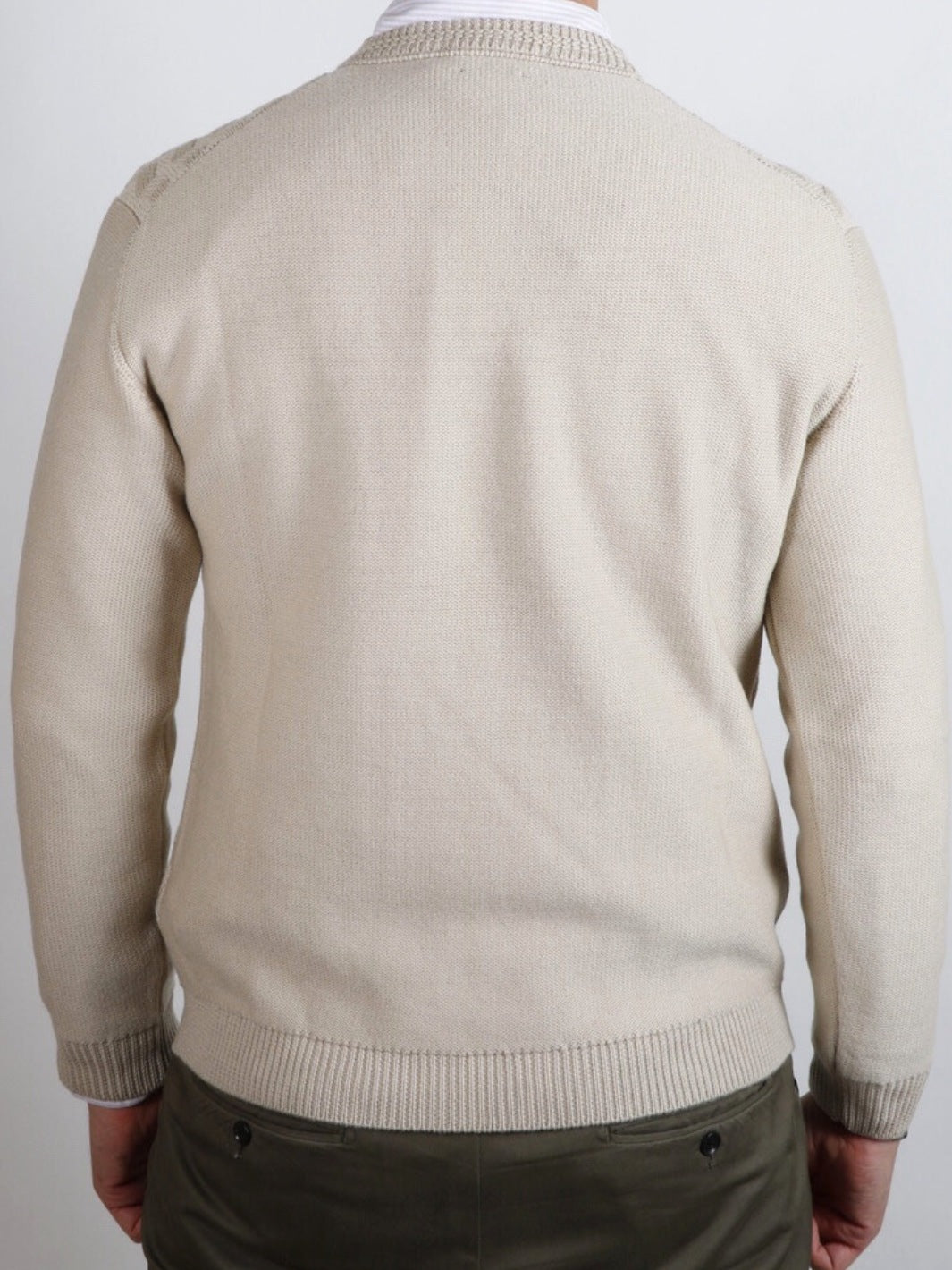 CREW NECK SWEATER