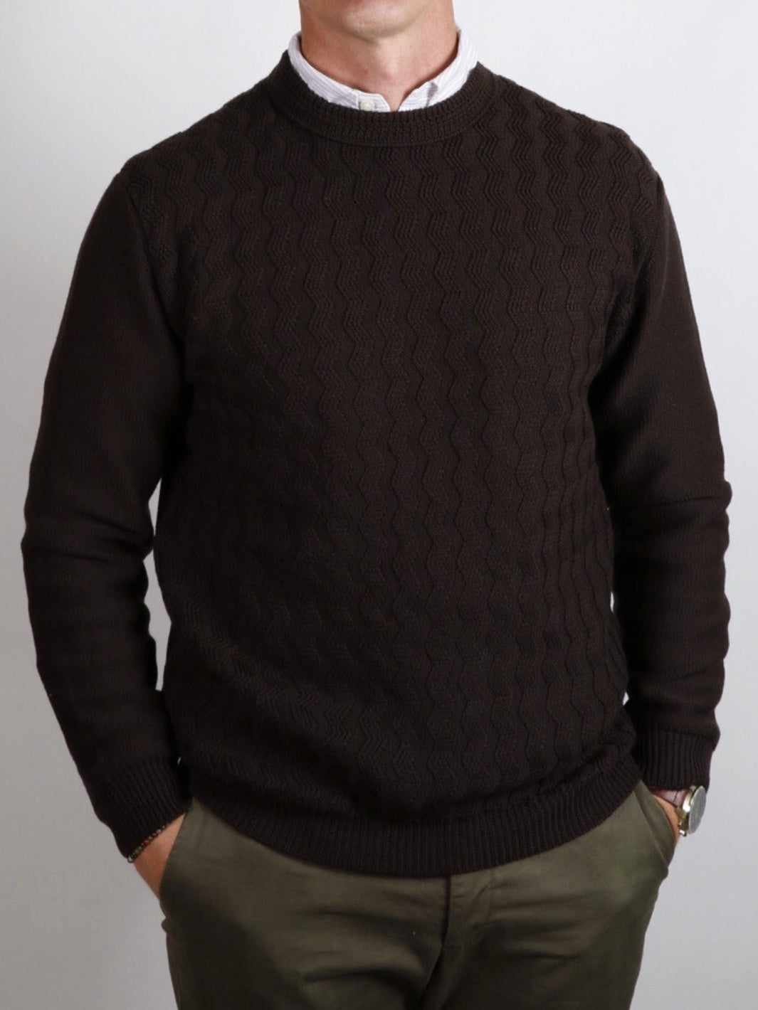 CREW NECK SWEATER