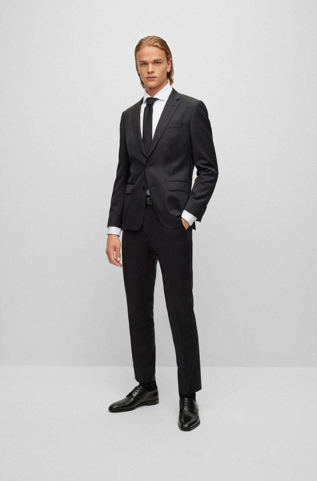 GENIUS VIRGIN WOOL DRESSBUKSE