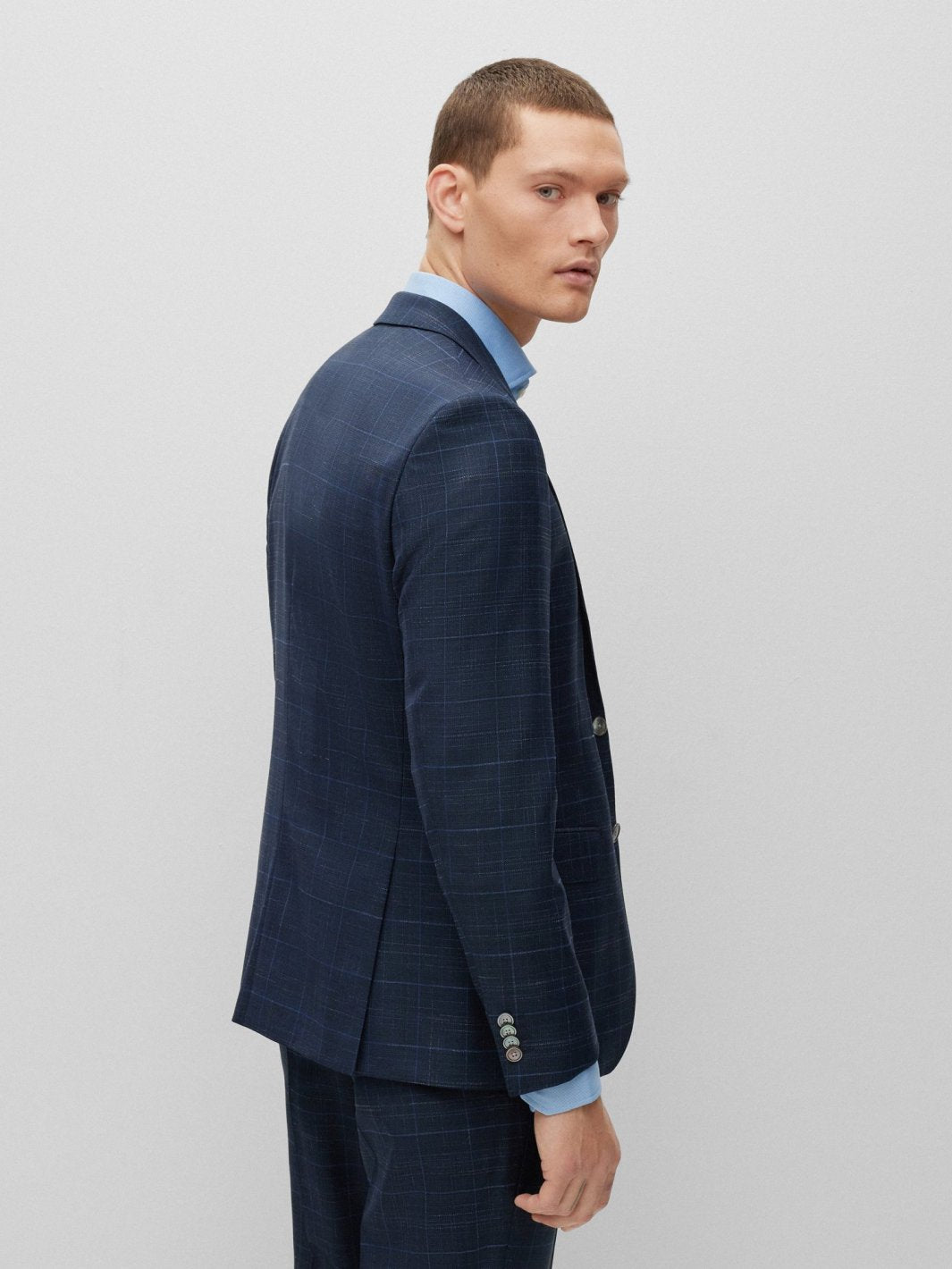 SLIM FIT SUIT IN CHECKED VIRGIN-WOOL