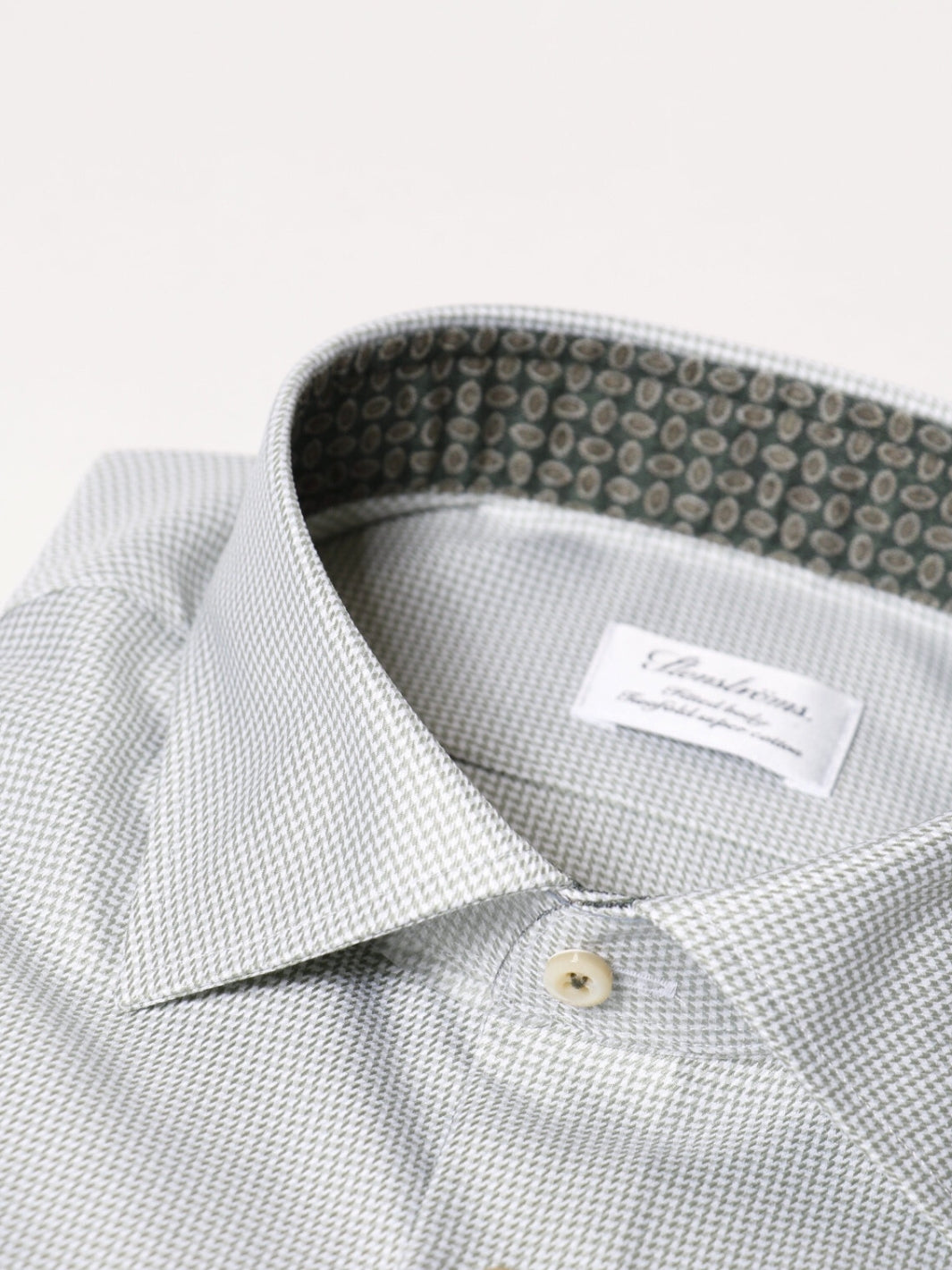 FITTED BODY HOUNDSTOOTH SHIRT