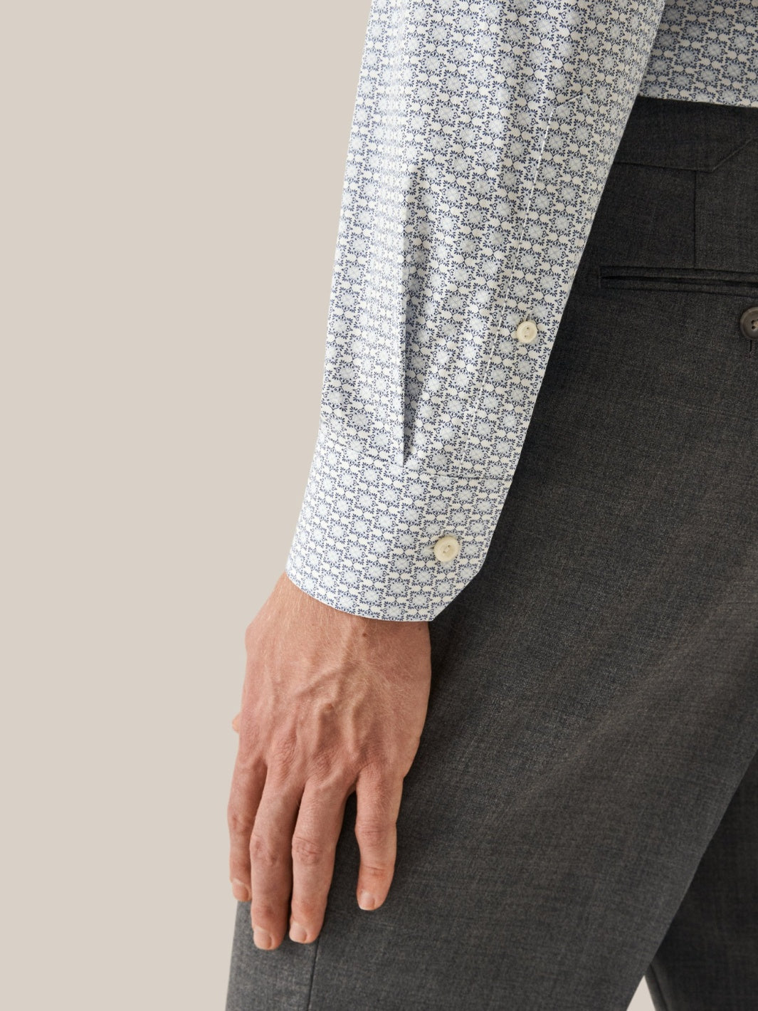 SLIM GEOMETRIC PRINT TWILL SHIRT