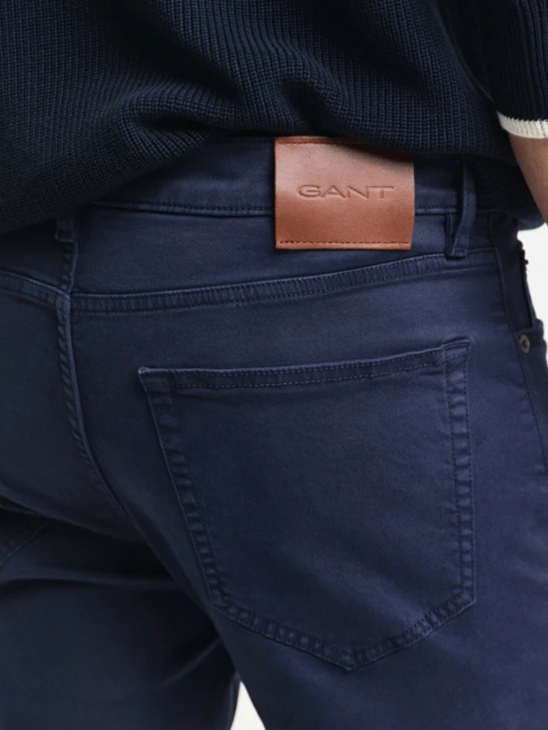 REGULAR-FIT DESSERT JEANS