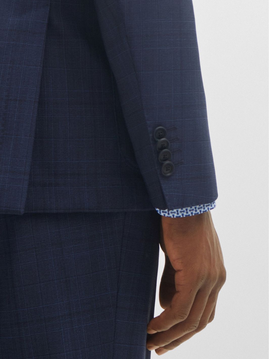 SLIM FIT SUIT IN CHECKED VIRGIN WOOL