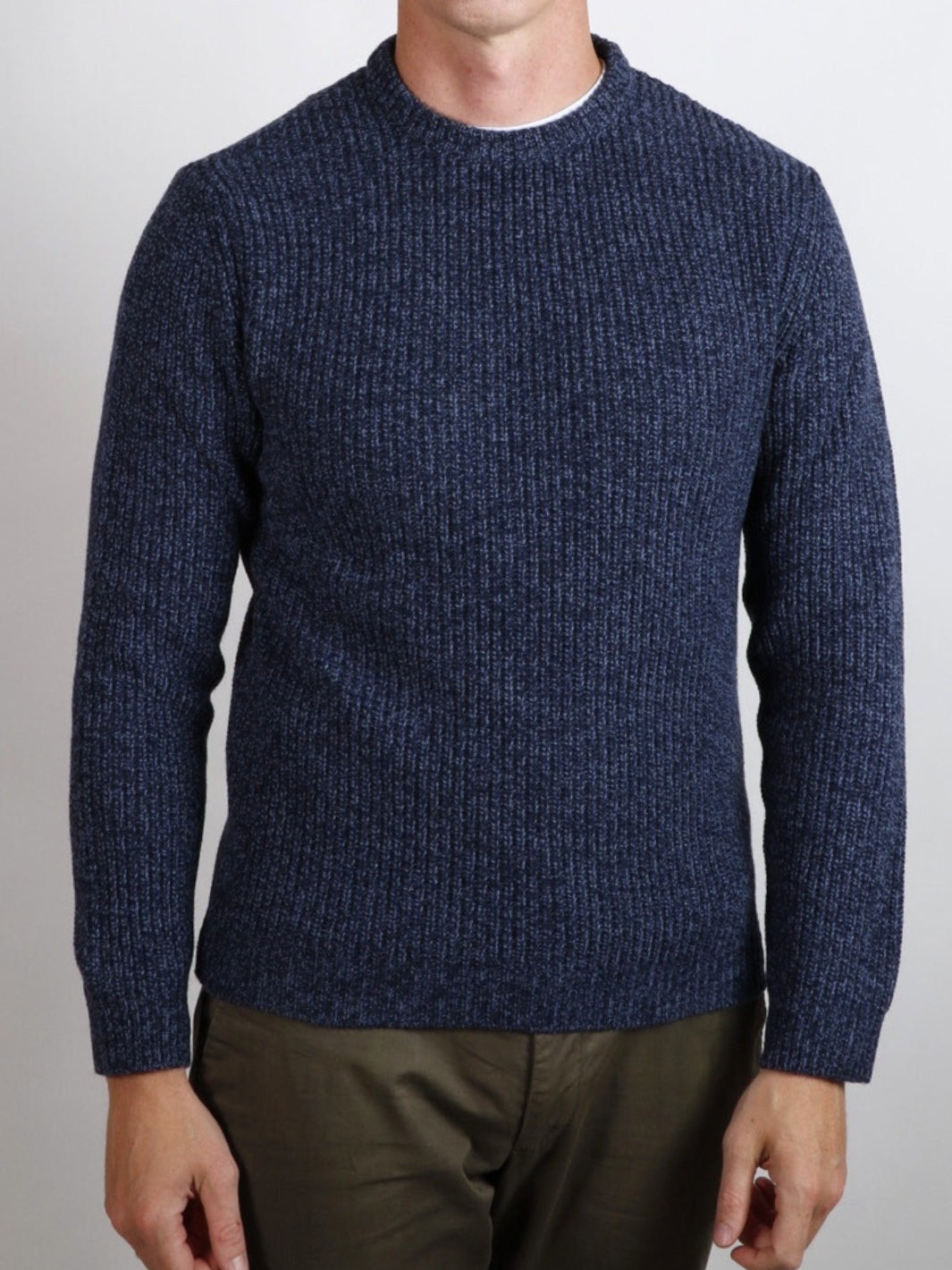 CREW NECK SWEATER